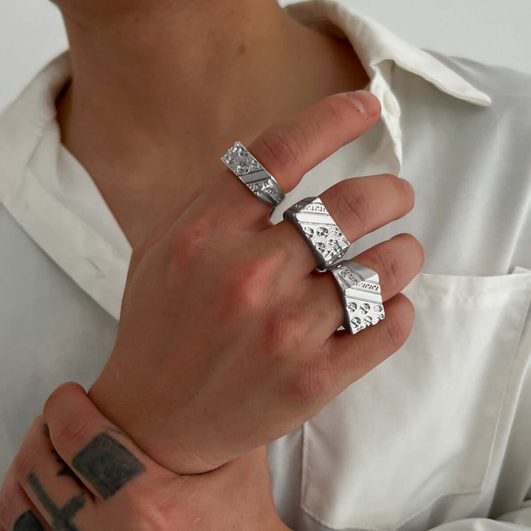 RIAX RIZON Sleek Geometric Ring for Men