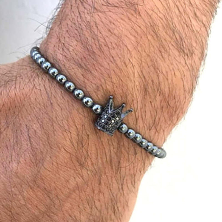 RIAX RIZON Glamour Men Fashion Beaded Hand Bracelet featuring a crown design.